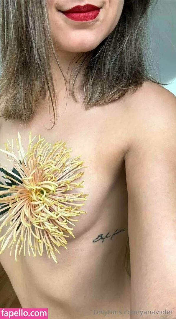 Yanae / bylkamonic / yanaviolet Onlyfans Photo Gallery 