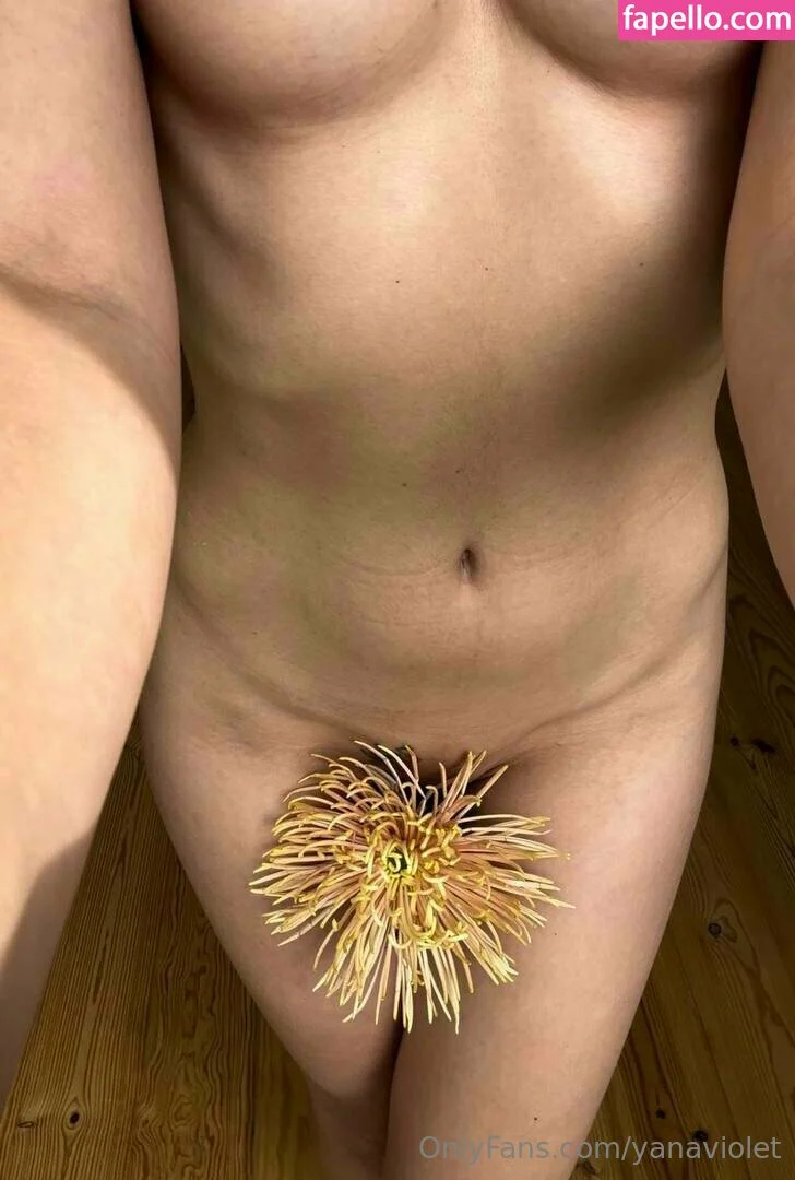 Yanae / bylkamonic / yanaviolet Onlyfans Photo Gallery 