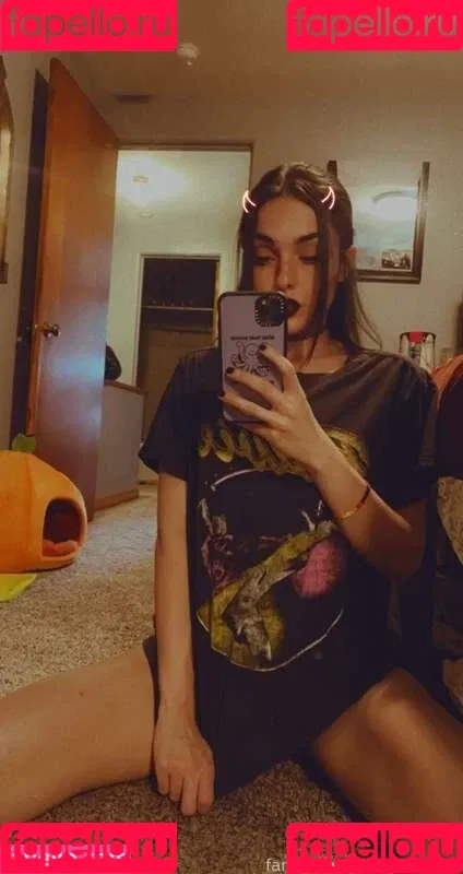 babybeebub / babybeebubu / lildirtmcgirt Onlyfans Photo Gallery 