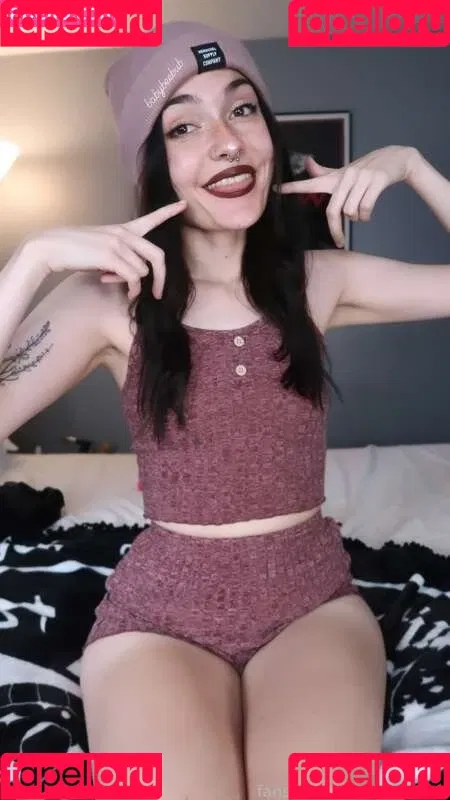 babybeebub / babybeebubu / lildirtmcgirt Onlyfans Photo Gallery 