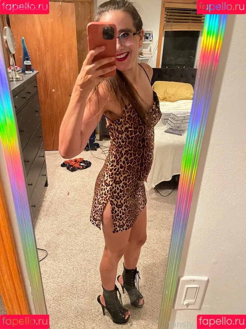 LillyVig / stinkylillyv / thevalleygirl / videos Onlyfans Photo Gallery 