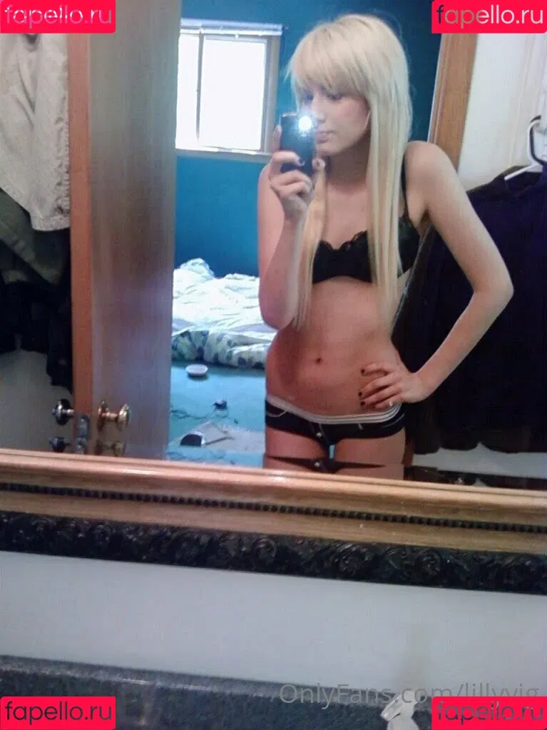 LillyVig / stinkylillyv / thevalleygirl / videos Onlyfans Photo Gallery 