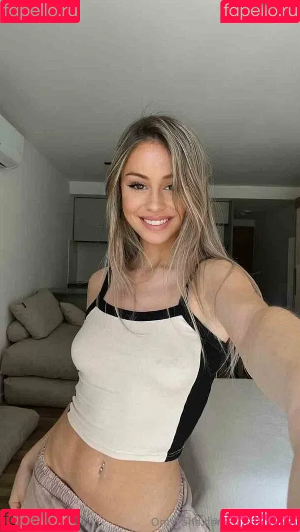 locy18 / lucy_lust18 Onlyfans Photo Gallery 