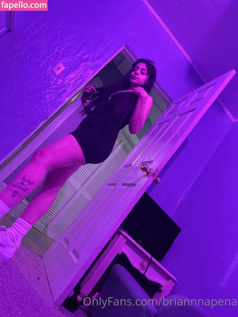 briannnapena Onlyfans Photo Gallery 