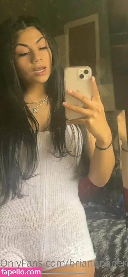 briannnapena Onlyfans Photo Gallery 