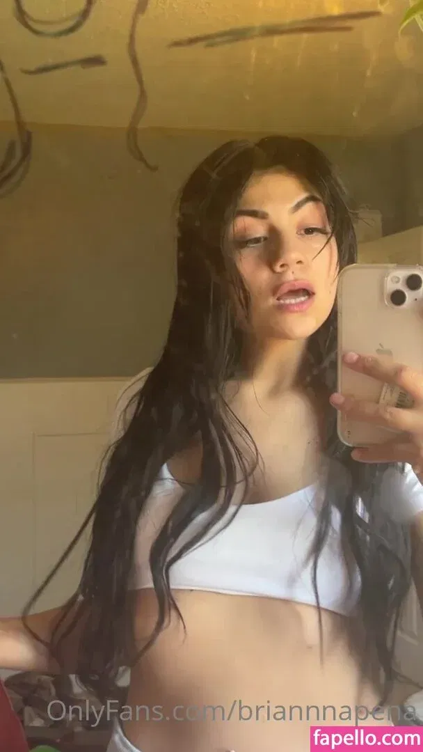 briannnapena Onlyfans Photo Gallery 