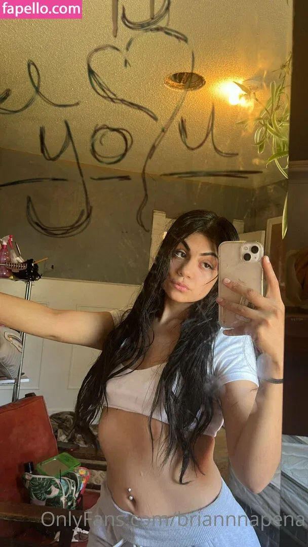 briannnapena Onlyfans Photo Gallery 