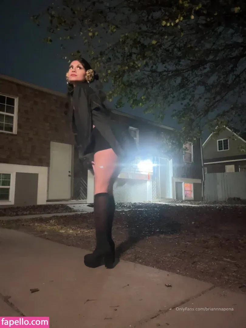 briannnapena Onlyfans Photo Gallery 