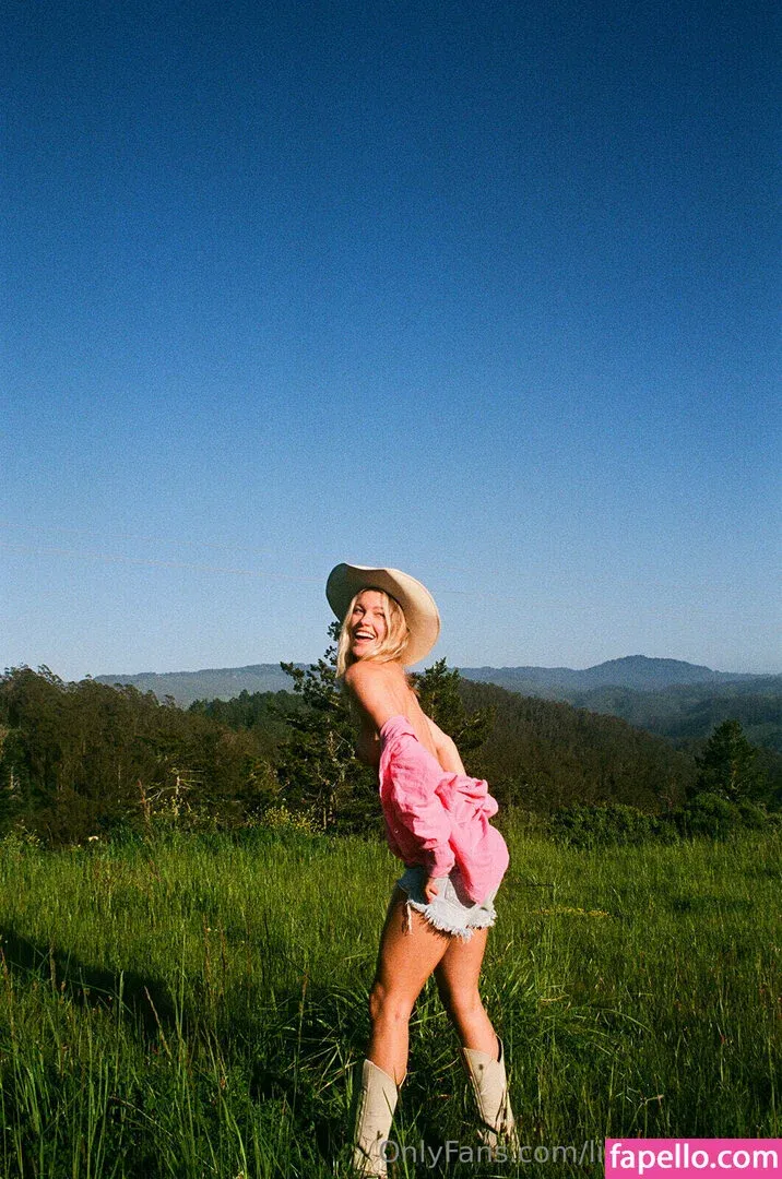 littlexxxfawn Onlyfans Photo Gallery 