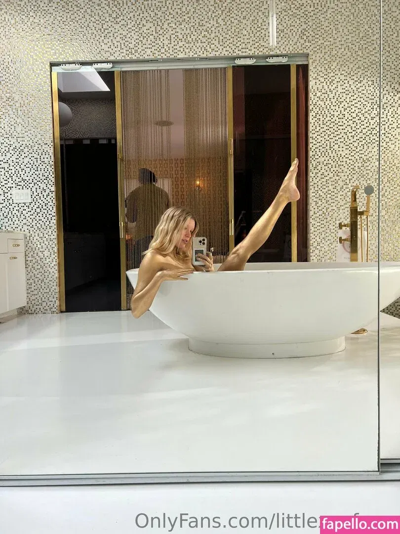 littlexxxfawn Onlyfans Photo Gallery 