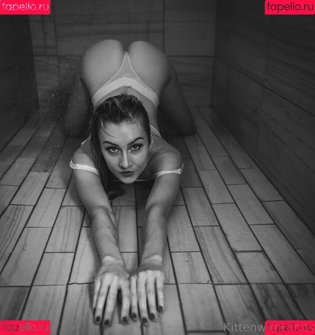 kittenwithfangs / kittenwithfangsfree Onlyfans Photo Gallery 