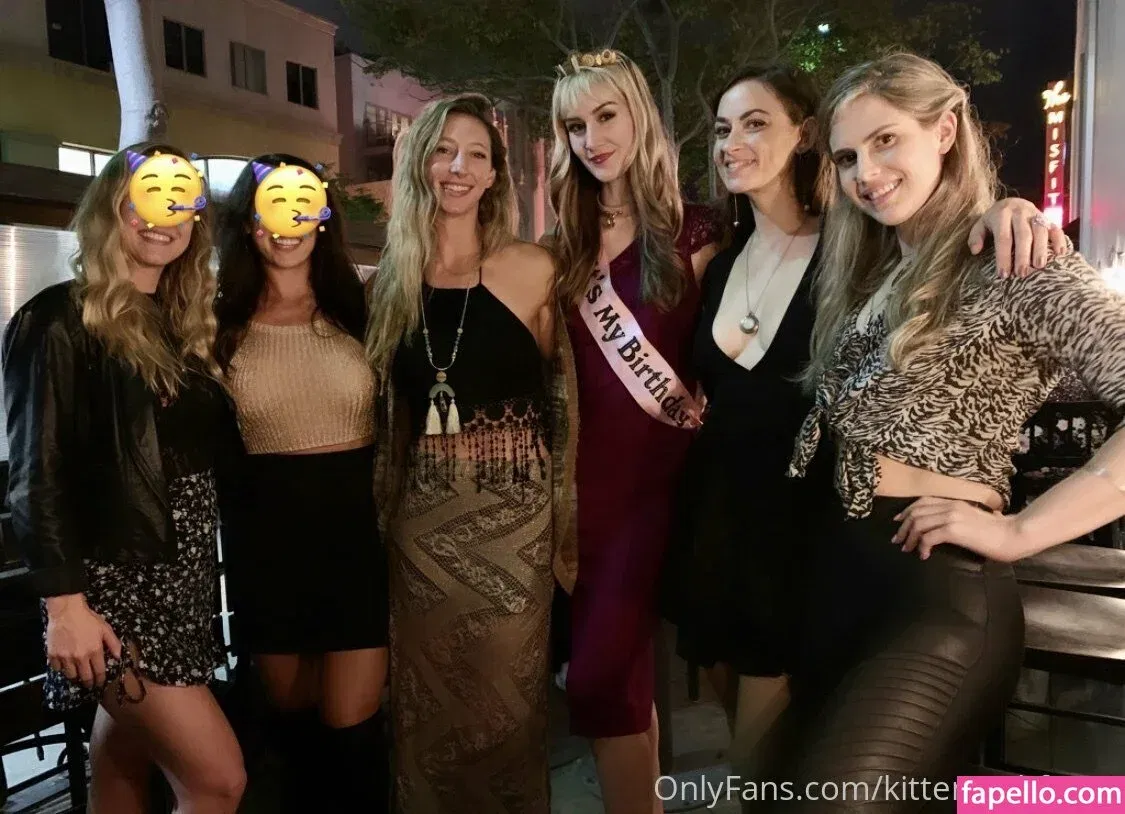 kittenwithfangs / kittenwithfangsfree Onlyfans Photo Gallery 