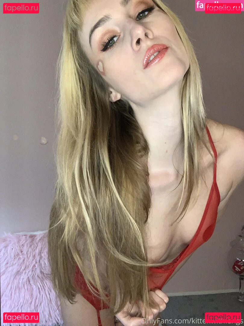 kittenwithfangs / kittenwithfangsfree Onlyfans Photo Gallery 