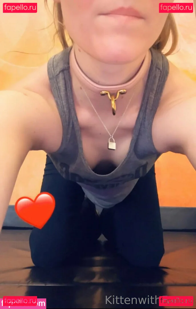 kittenwithfangs / kittenwithfangsfree Onlyfans Photo Gallery 