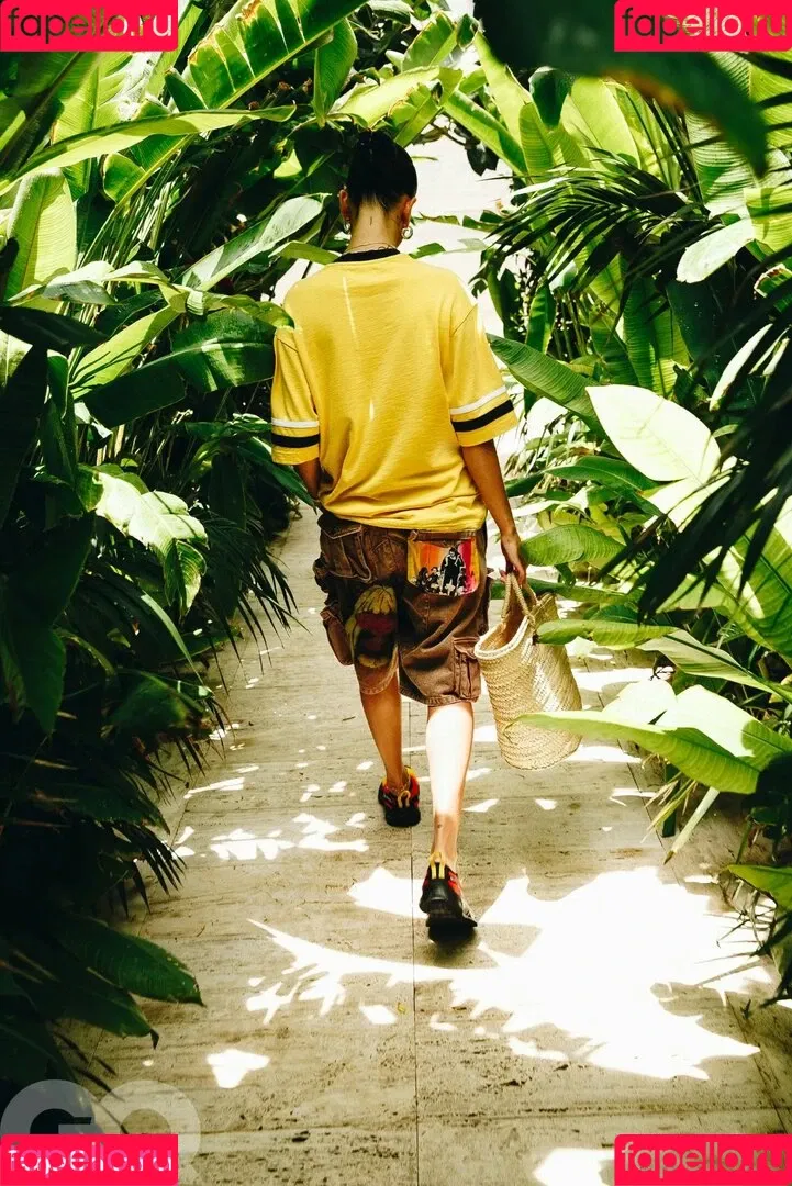 Hailey Baldwin / haileybieber Onlyfans Photo Gallery 