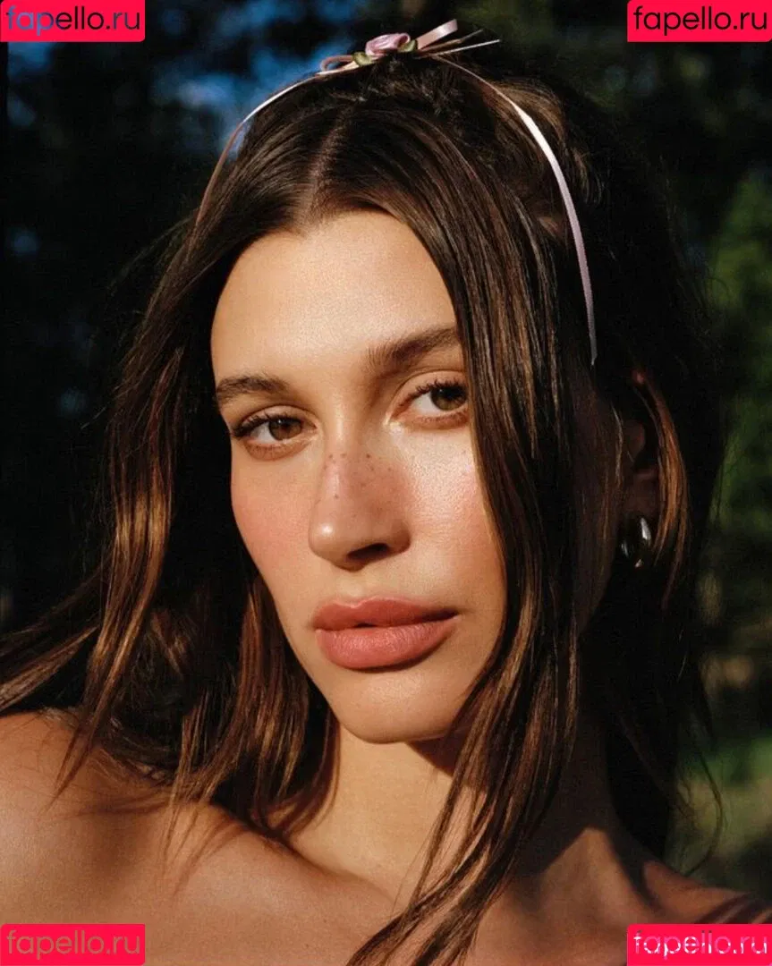 Hailey Baldwin / haileybieber Onlyfans Photo Gallery 