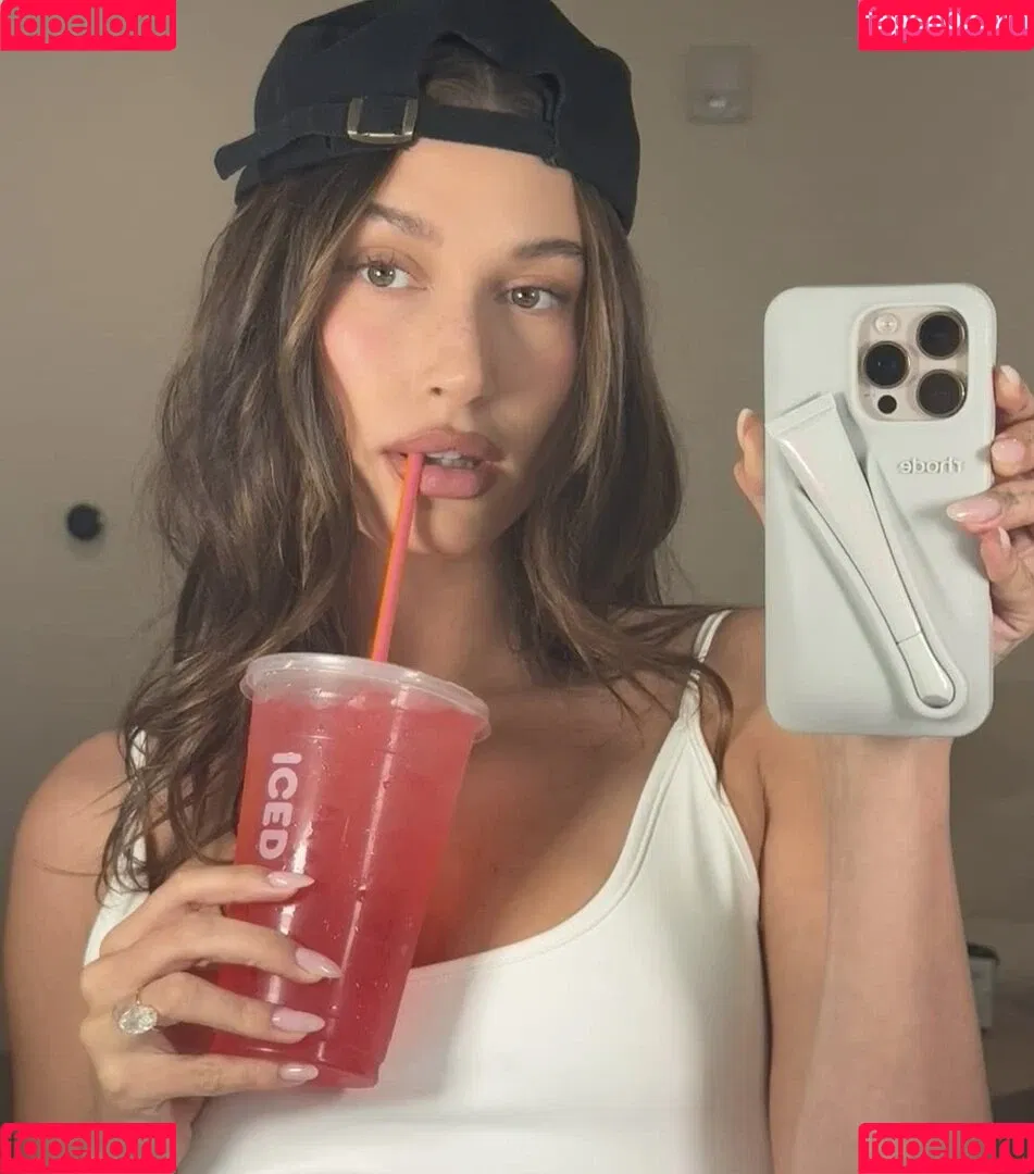 Hailey Baldwin / haileybieber Onlyfans Photo Gallery 