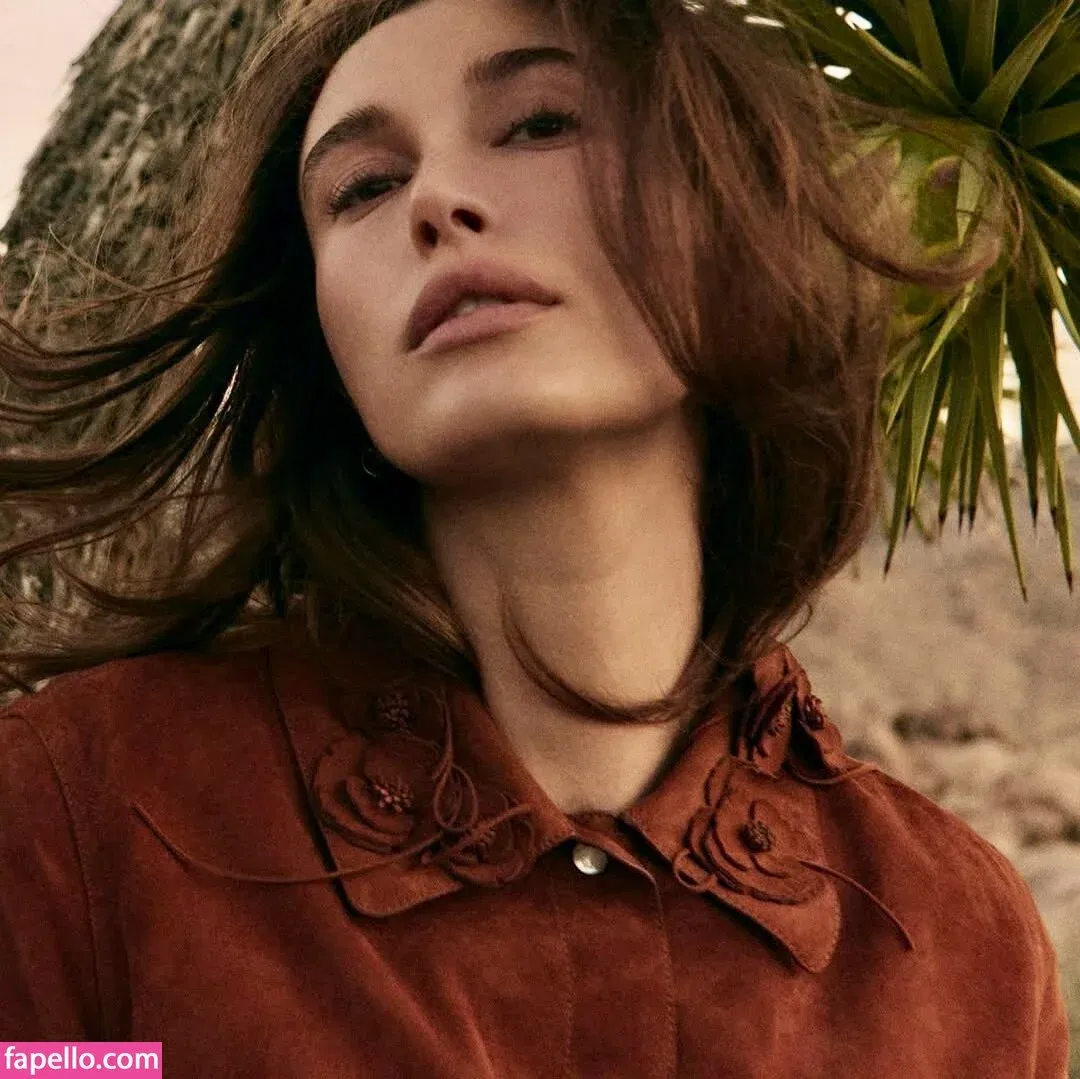 Hailey Baldwin / haileybieber Onlyfans Photo Gallery 