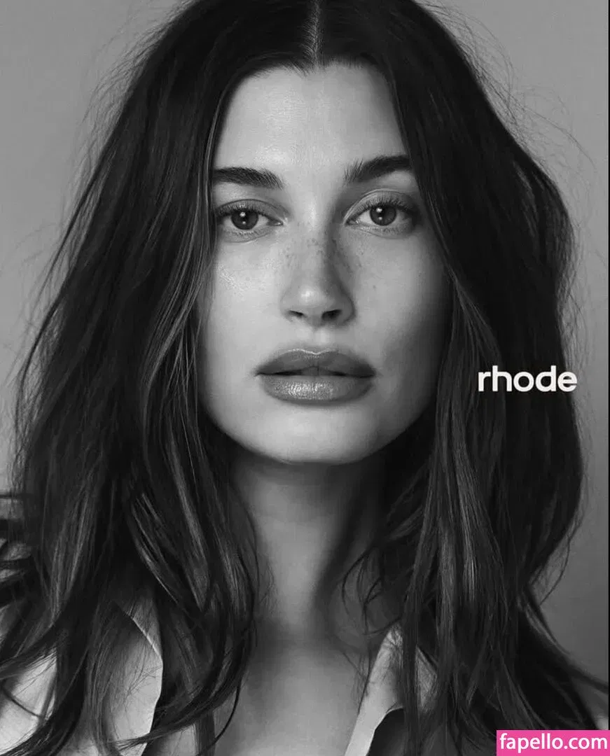 Hailey Baldwin / haileybieber Onlyfans Photo Gallery 