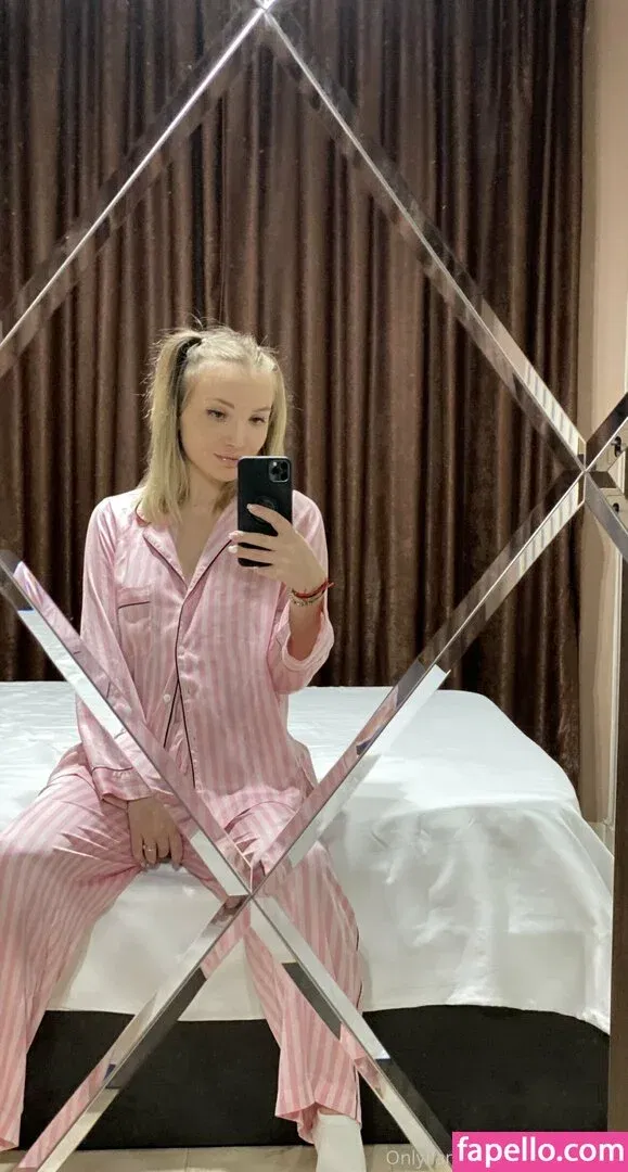 sugarqueend / sugarqueenn Onlyfans Photo Gallery 