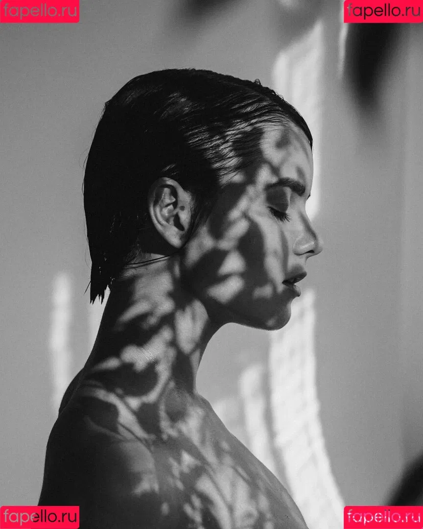 Toriiiaa / Victoria / https: / victoria_home_girl Onlyfans Photo Gallery 