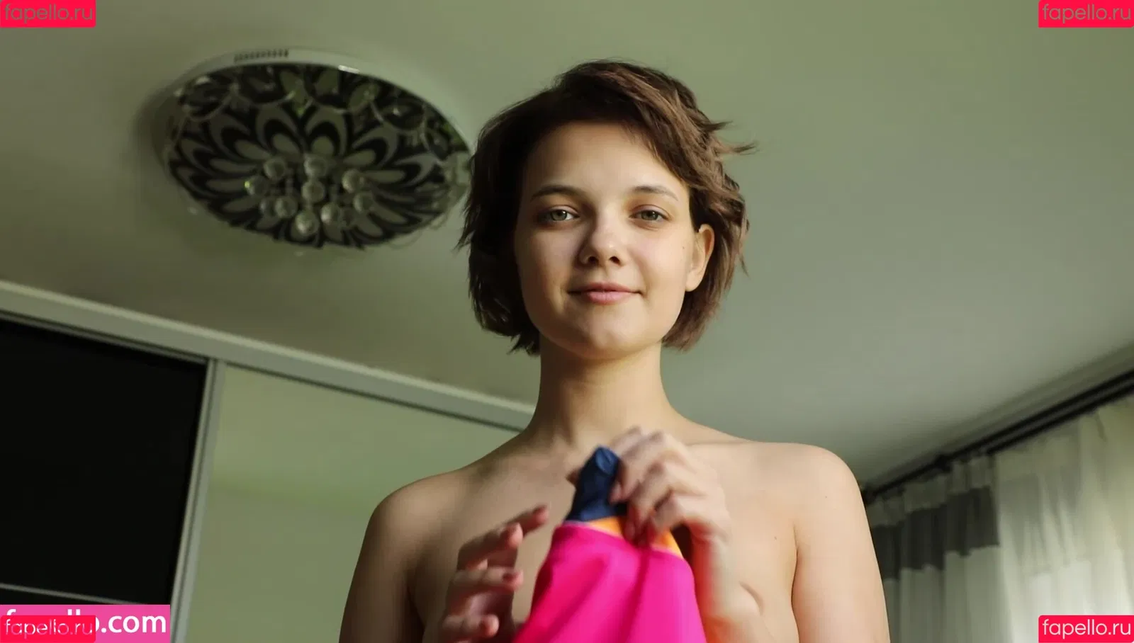 Toriiiaa / Victoria / https: / victoria_home_girl Onlyfans Photo Gallery 