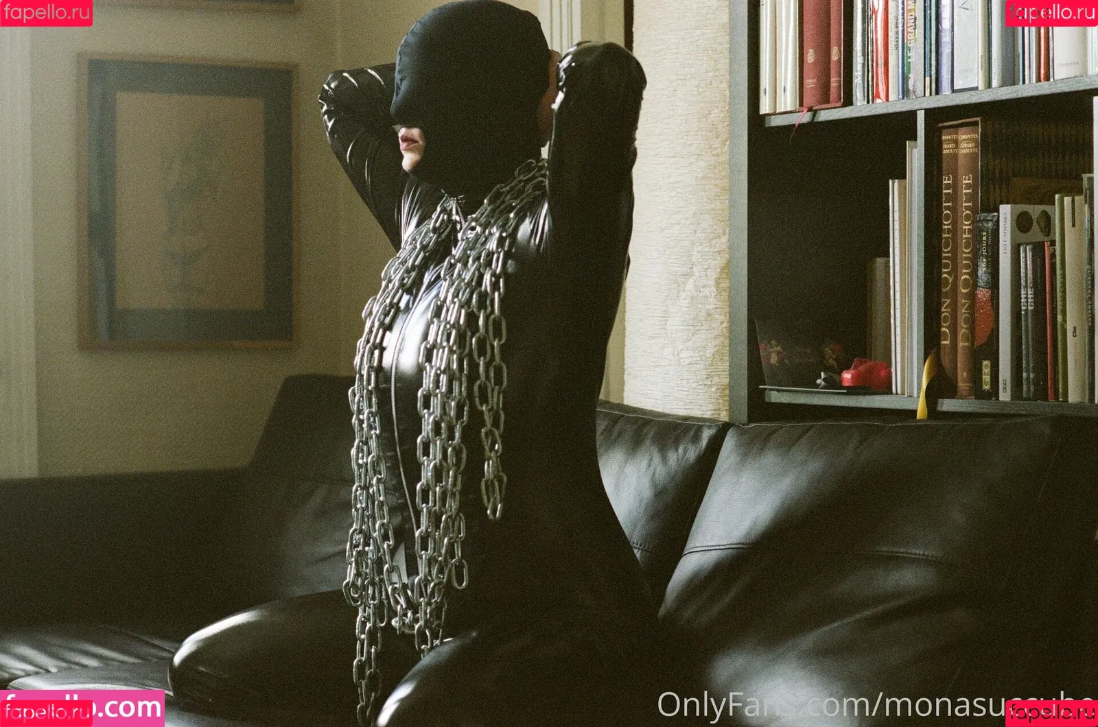 monasuccube / monasuccube_ Onlyfans Photo Gallery 