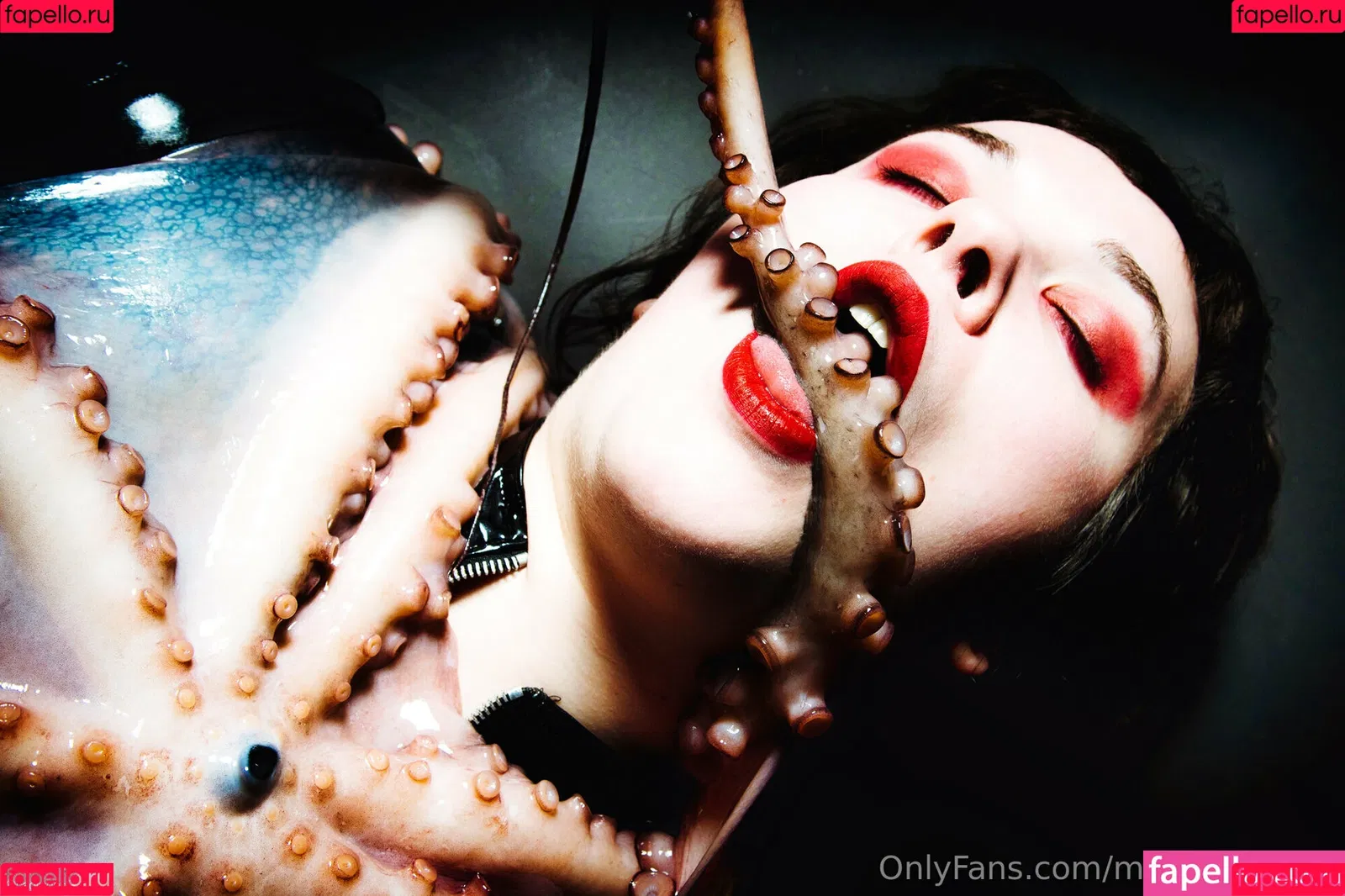 monasuccube / monasuccube_ Onlyfans Photo Gallery 