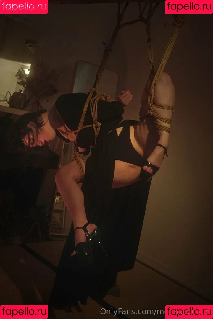 monasuccube / monasuccube_ Onlyfans Photo Gallery 