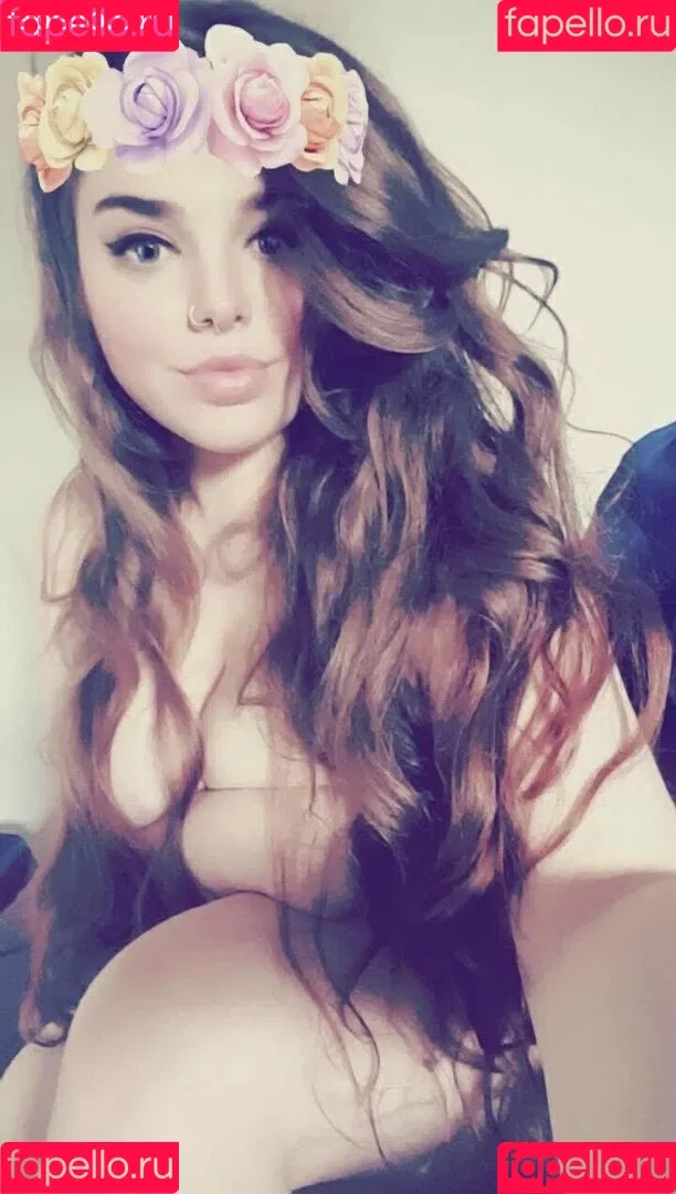 Nova_premium / fiona_nova / xxnovazz Onlyfans Photo Gallery 