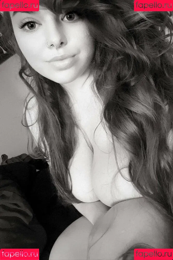 Nova_premium / fiona_nova / xxnovazz Onlyfans Photo Gallery 