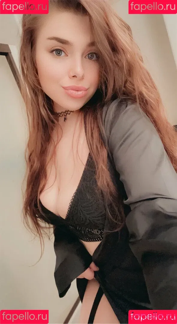 Nova_premium / fiona_nova / xxnovazz Onlyfans Photo Gallery 