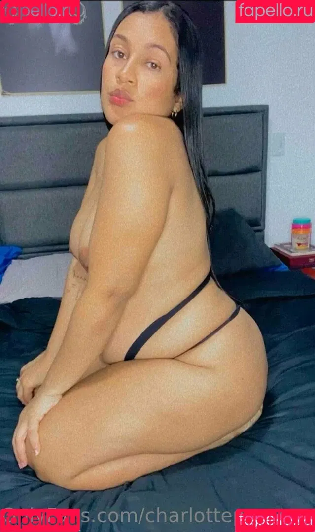 charlottepre / charlotteprepa Onlyfans Photo Gallery 