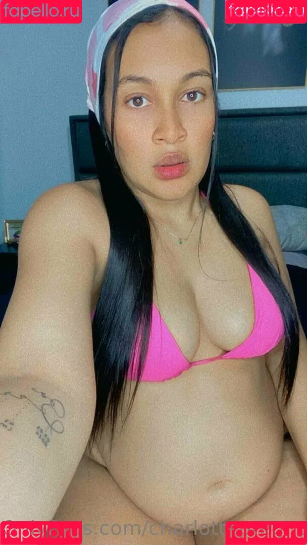 charlottepre / charlotteprepa Onlyfans Photo Gallery 