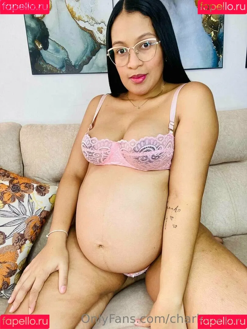 charlottepre / charlotteprepa Onlyfans Photo Gallery 