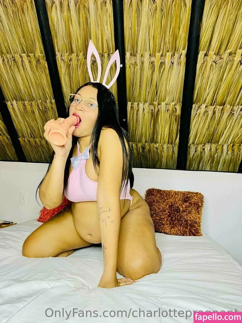 charlottepre / charlotteprepa Onlyfans Photo Gallery 