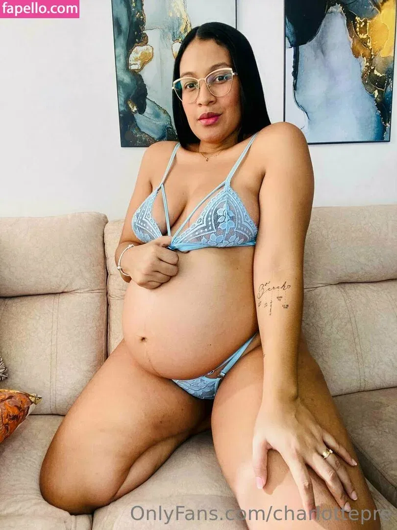 charlottepre / charlotteprepa Onlyfans Photo Gallery 