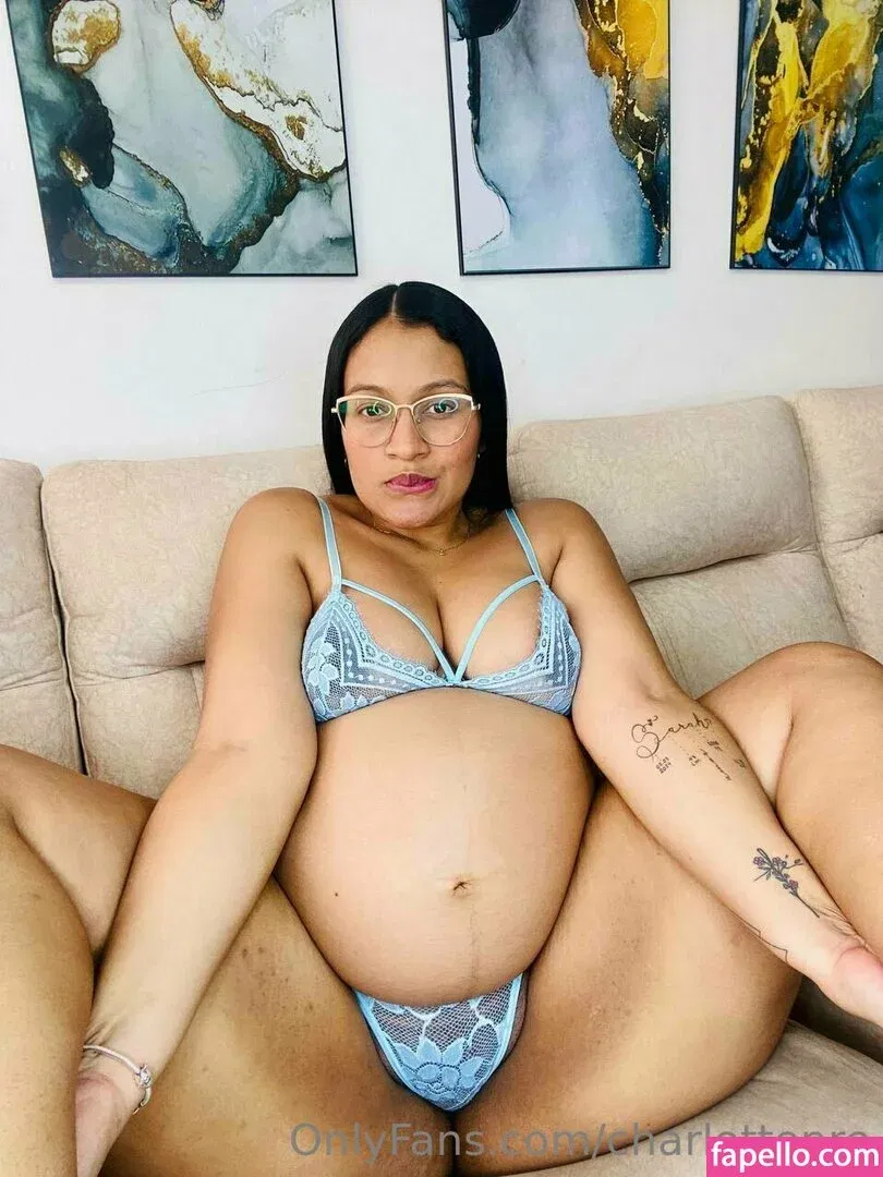 charlottepre / charlotteprepa Onlyfans Photo Gallery 