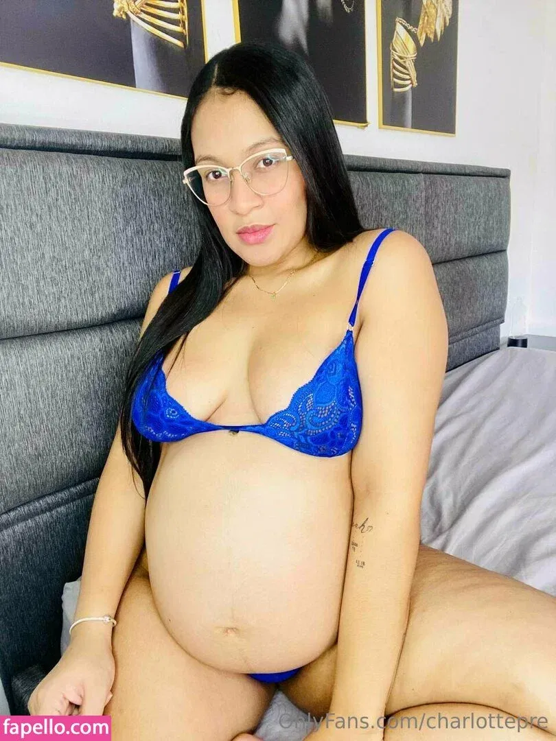 charlottepre / charlotteprepa Onlyfans Photo Gallery 