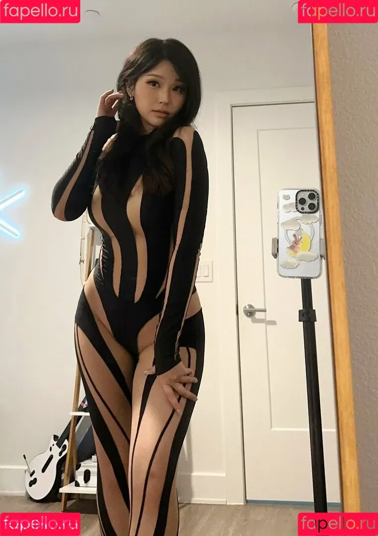 Aikuros / Hyoon Onlyfans Photo Gallery 