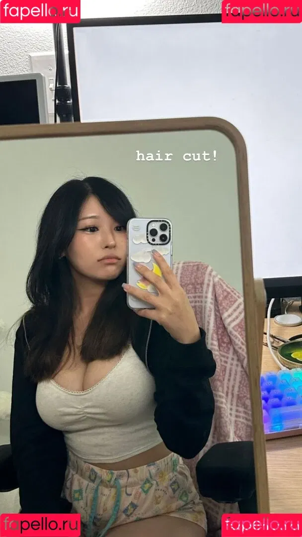 Aikuros / Hyoon Onlyfans Photo Gallery 