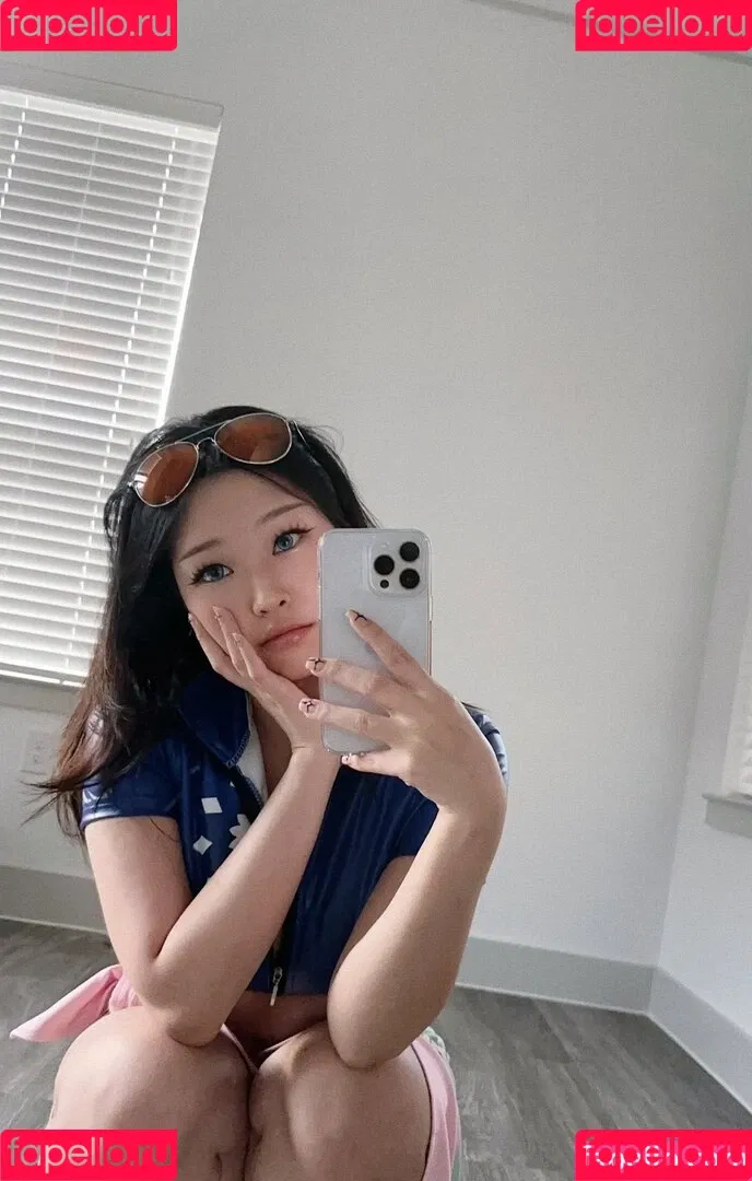 Aikuros / Hyoon Onlyfans Photo Gallery 