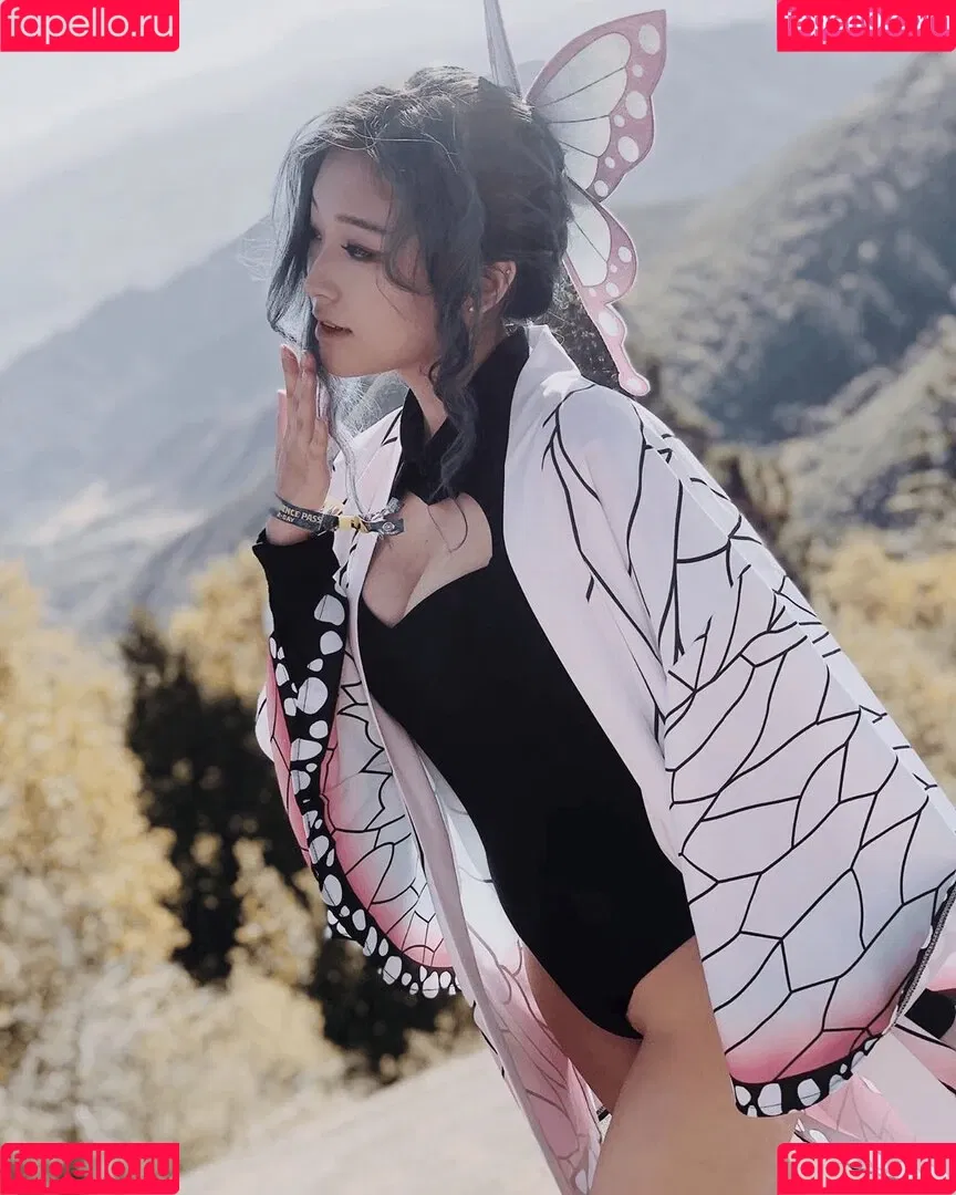 Aikuros / Hyoon Onlyfans Photo Gallery 