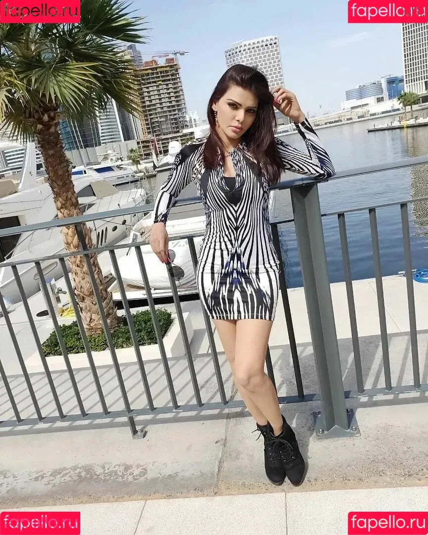 Sherlyn Chopra / SherlynChopra / _sherlynchopra_ / officialsherlynchopra Onlyfans Photo Gallery 