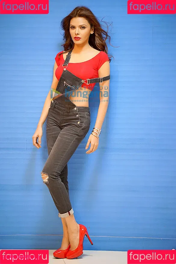 Sherlyn Chopra / SherlynChopra / _sherlynchopra_ / officialsherlynchopra Onlyfans Photo Gallery 