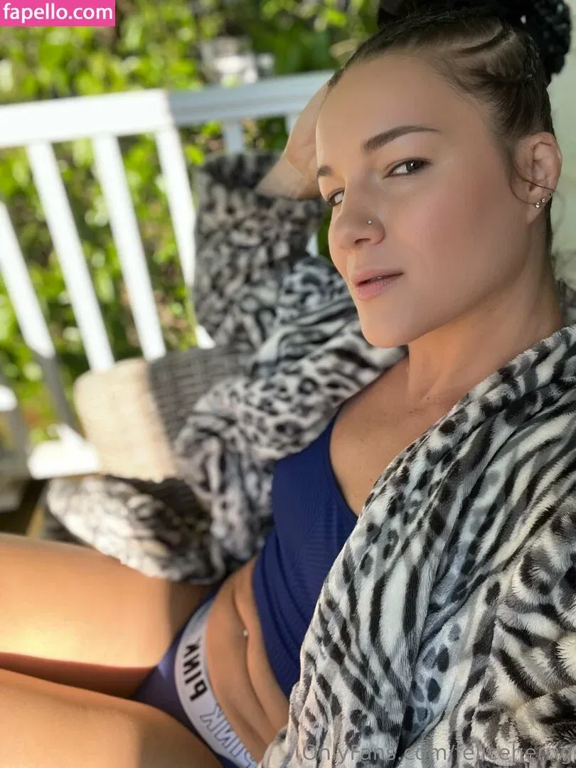 feliceherrig Onlyfans Photo Gallery 