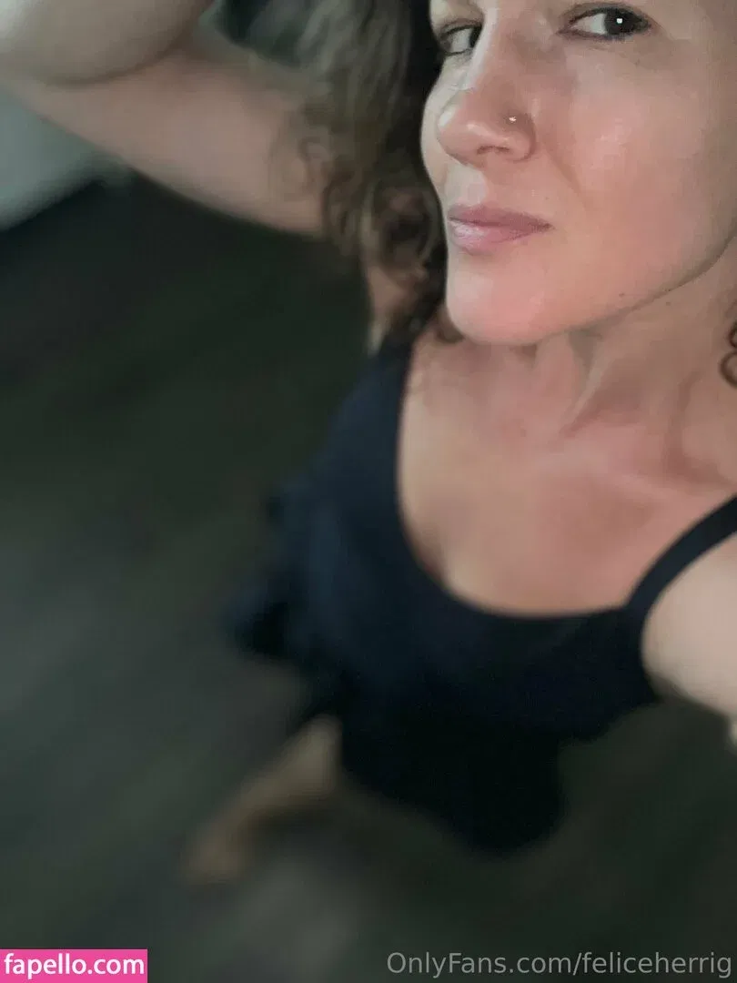 feliceherrig Onlyfans Photo Gallery 