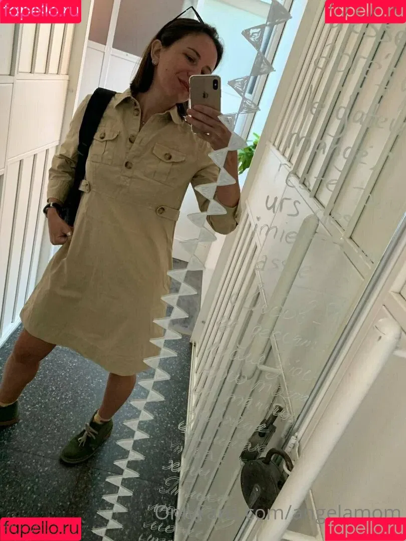 angelamom / magolegonthabiseng Onlyfans Photo Gallery 