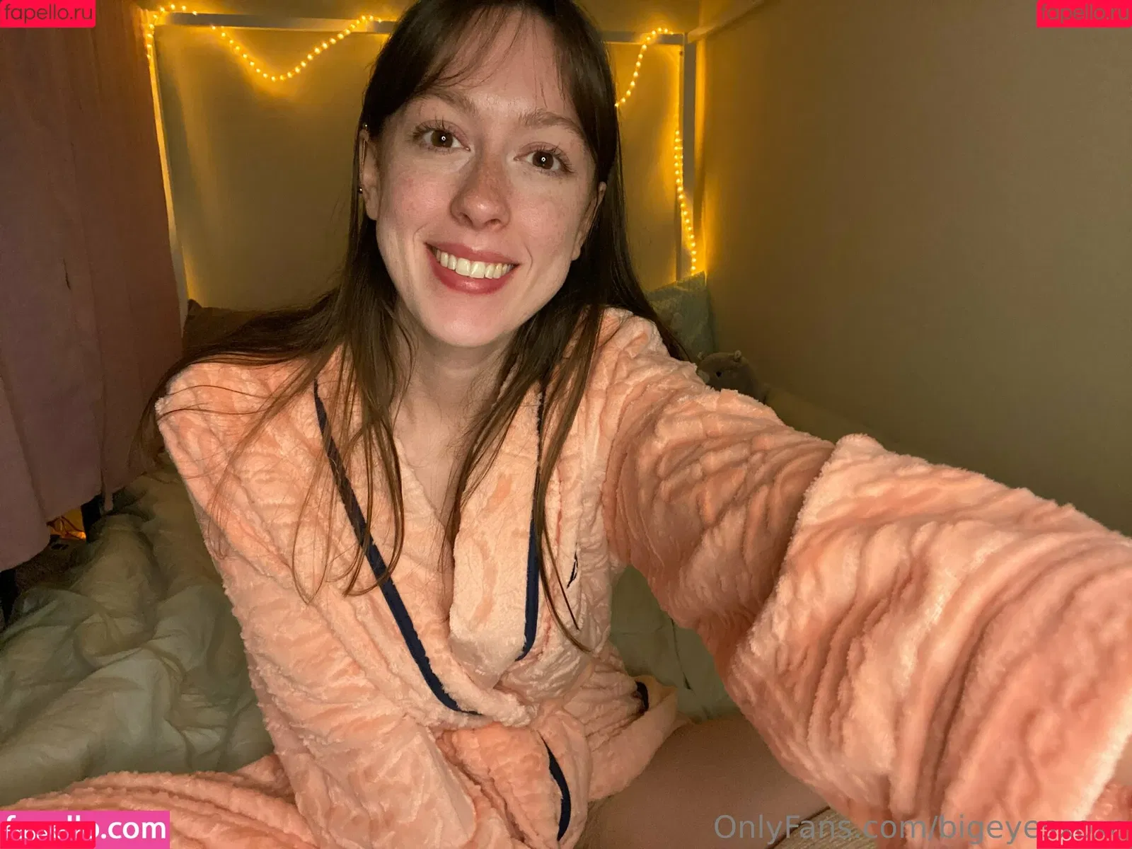 Bigeyesxoxo / bigeyes_xoxo Onlyfans Photo Gallery 