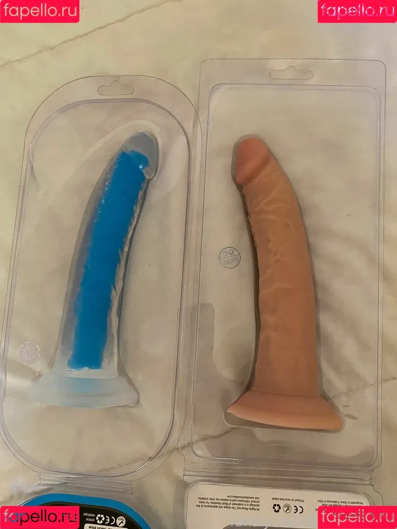 Bigeyesxoxo / bigeyes_xoxo Onlyfans Photo Gallery 